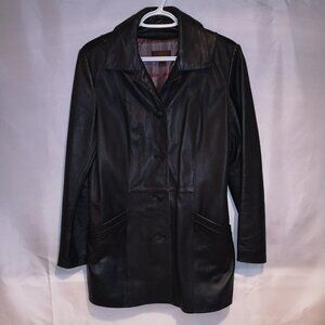 Danier Leather Ladies Size XS Button Closure Black Leather Jacket